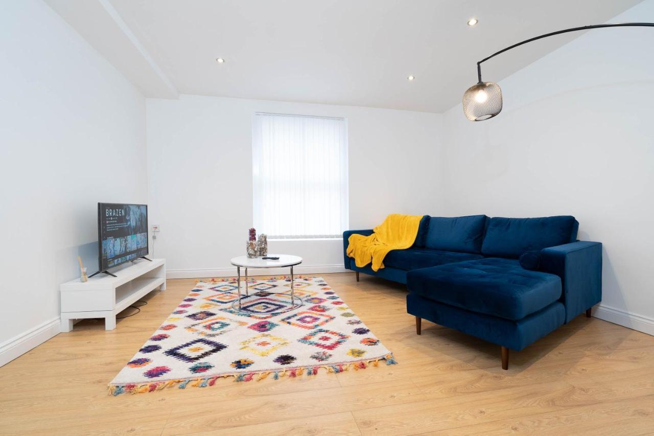Three Bedroom Apartment- One Choice Stays Serviced Accommodation- Jewellery Quarter Бірмінгем Екстер'єр фото