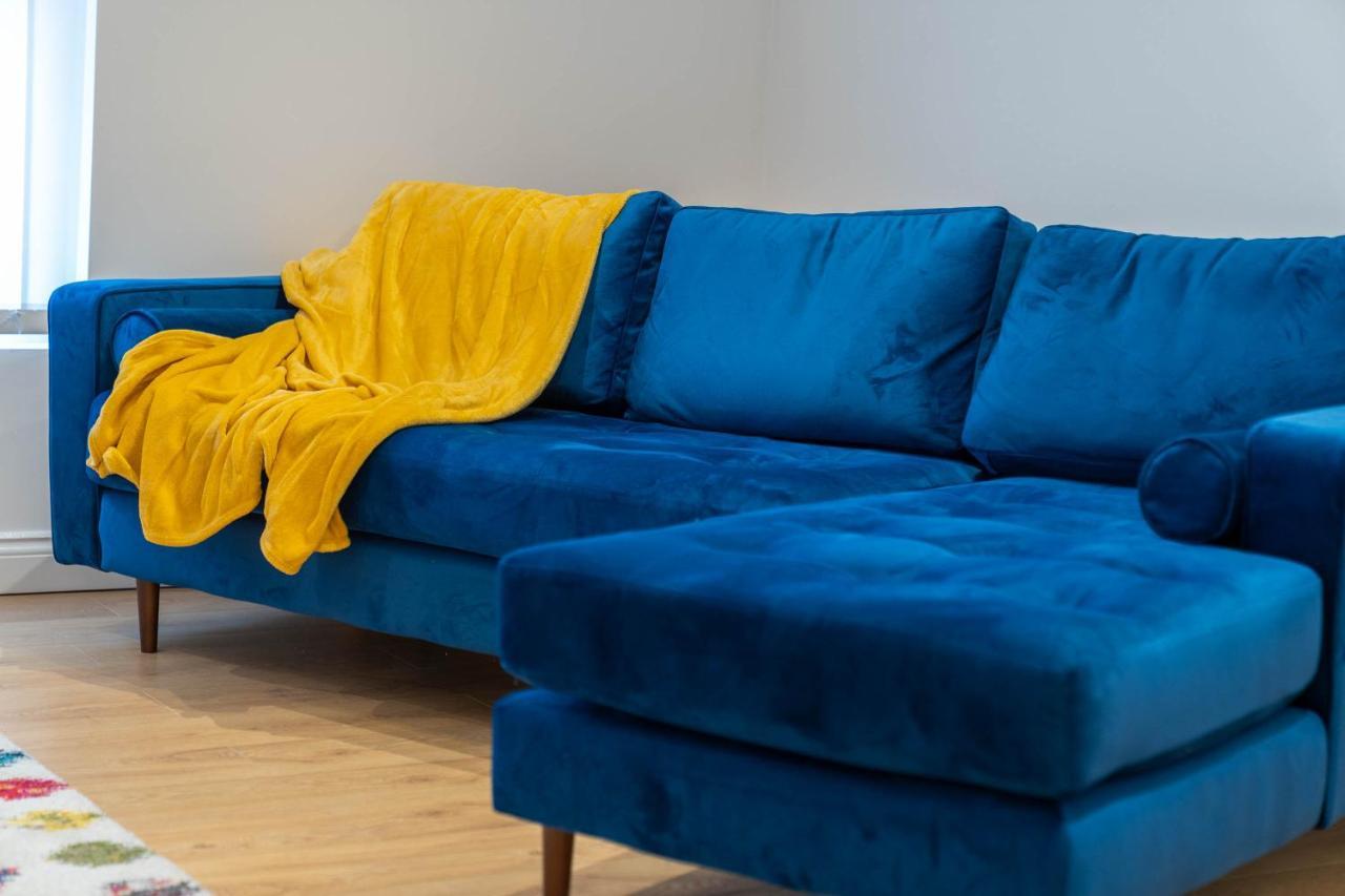 Three Bedroom Apartment- One Choice Stays Serviced Accommodation- Jewellery Quarter Бірмінгем Екстер'єр фото