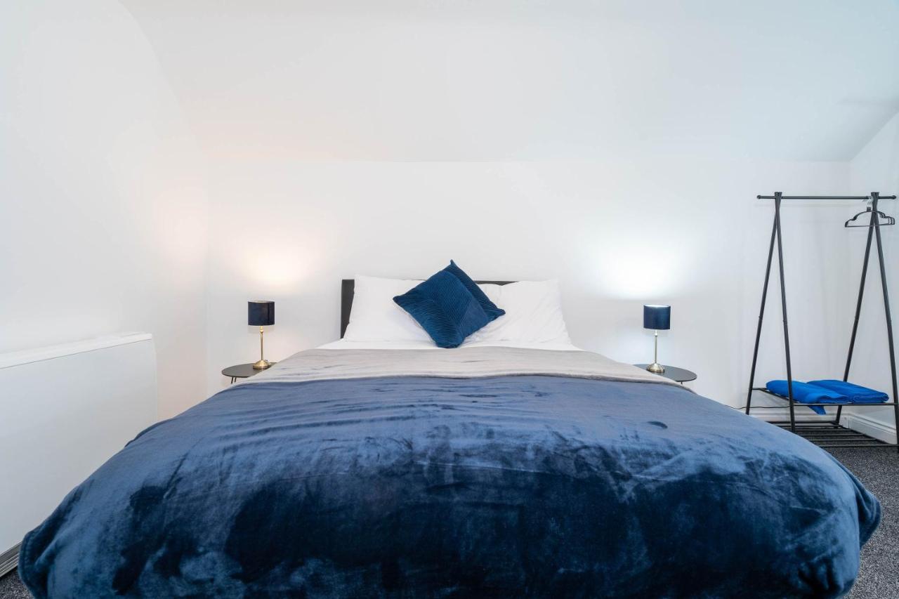 Three Bedroom Apartment- One Choice Stays Serviced Accommodation- Jewellery Quarter Бірмінгем Екстер'єр фото